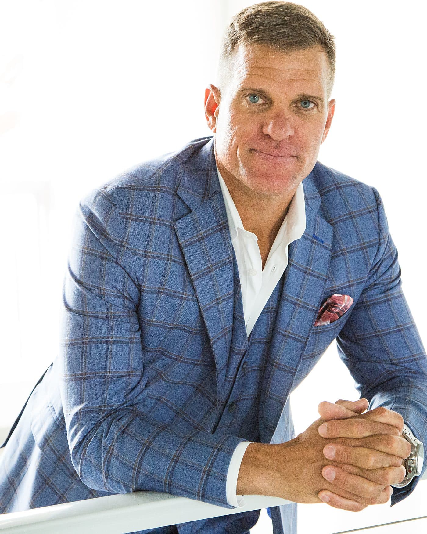 Dave VanHoose leaning on a railing, welcoming you to the Inner Circle